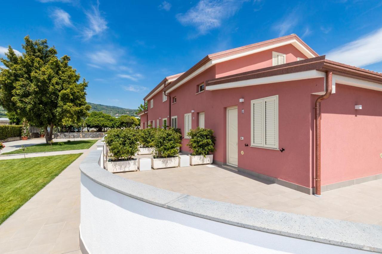 Dipladenia Garden Country Resort Mascali Eksteriør billede
