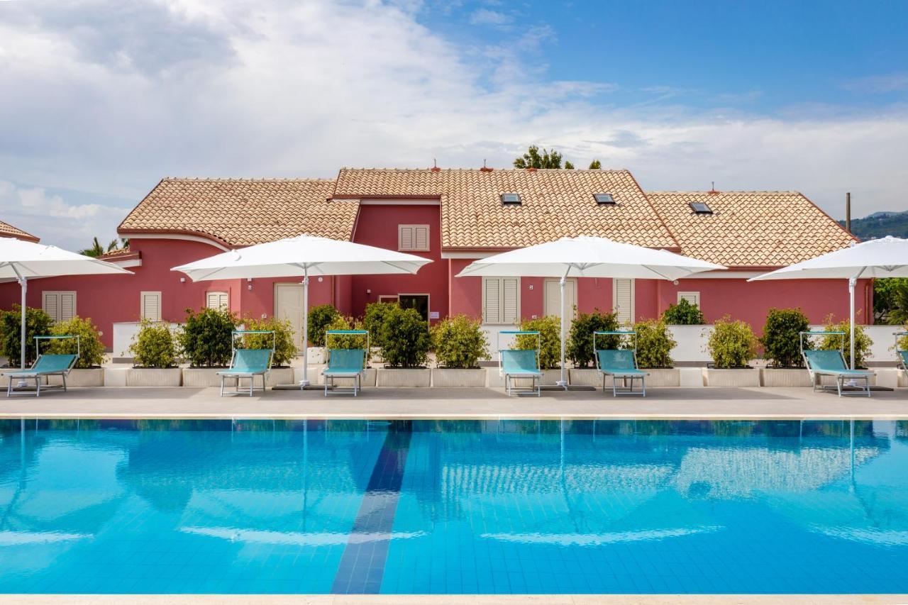Dipladenia Garden Country Resort Mascali Eksteriør billede