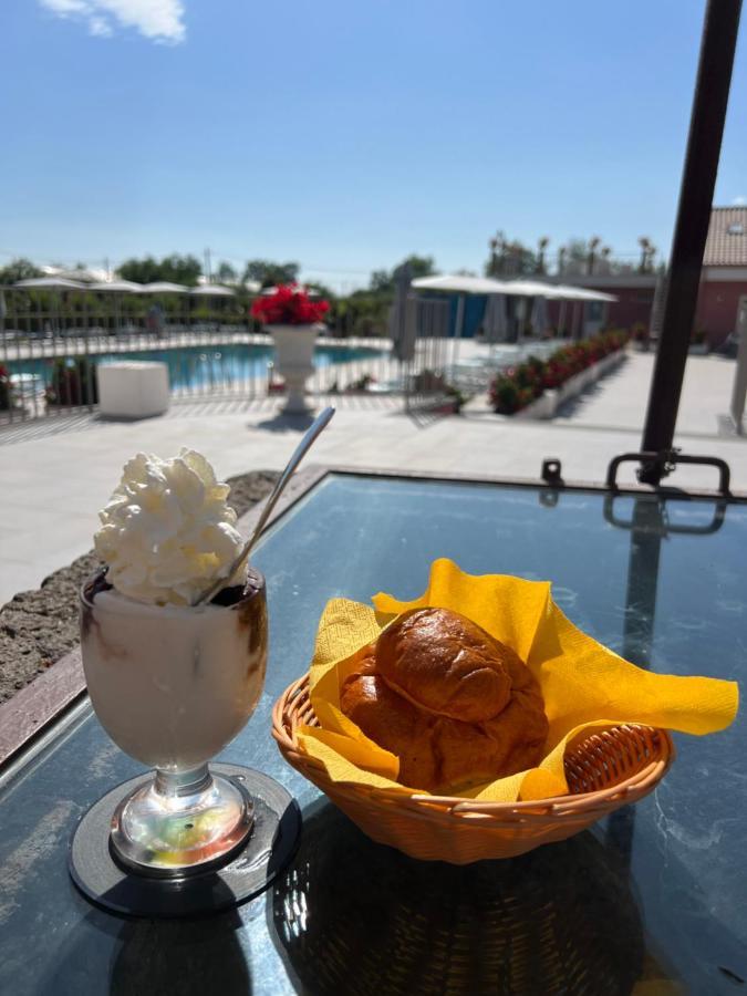 Dipladenia Garden Country Resort Mascali Eksteriør billede