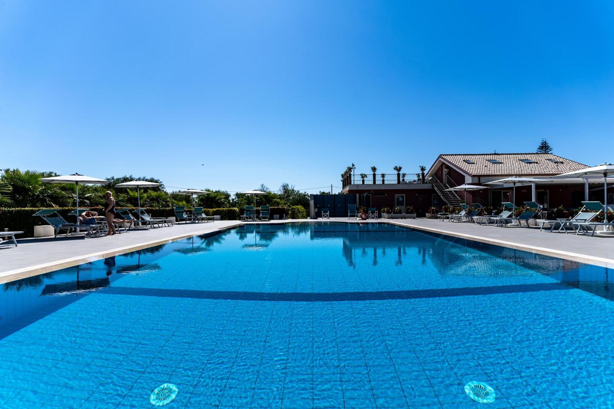 Dipladenia Garden Country Resort Mascali Eksteriør billede
